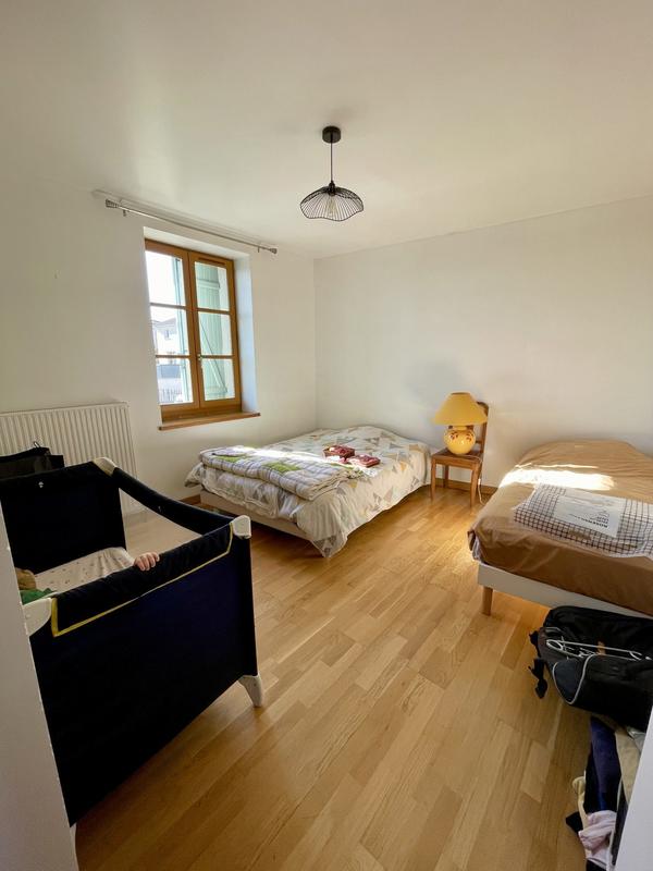 Maison ancienne - 276 m² - 3 pièces