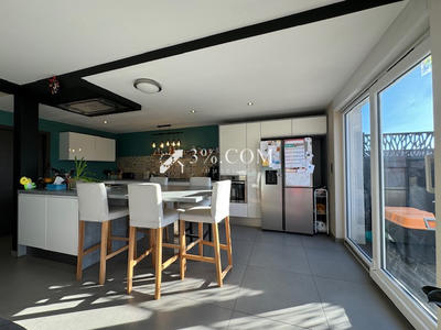 Maison - 170 m² - 5 pièces