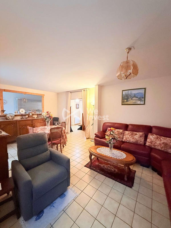 Maison - 100 m² - 5 pièces