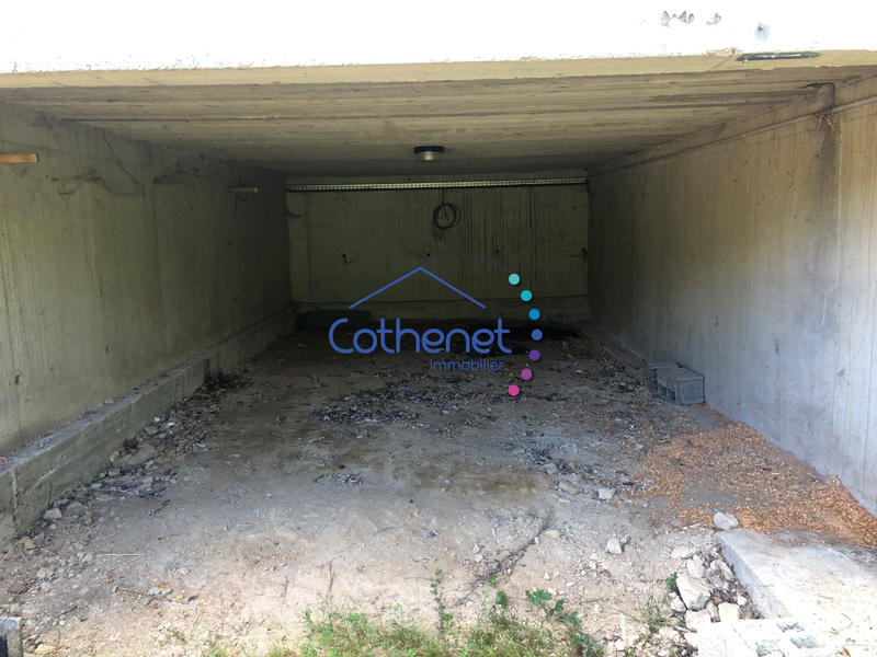 Local d'activités - 312 m²