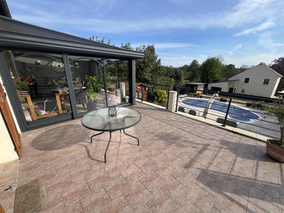 Maison - 140 m² - 5 pièces