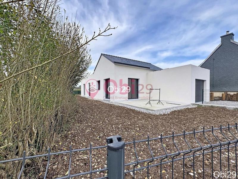 Maison - 92 m² - 4 pièces