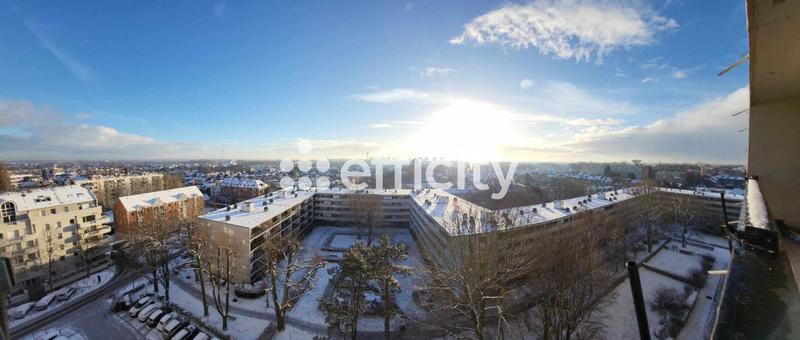 Appartement - 97 m² - 4 pièces