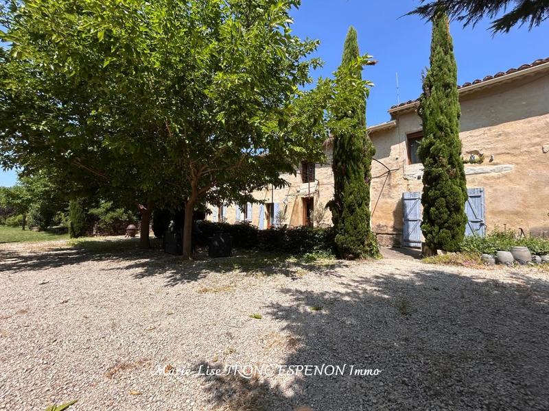 Mas - 273 m² - 10 pièces