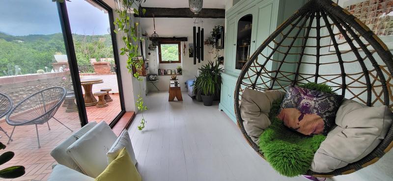 Maison - 260 m² - 10 pièces