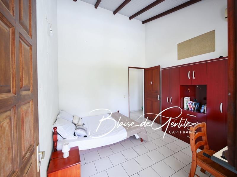 Maison - 159 m² - 7 pièces