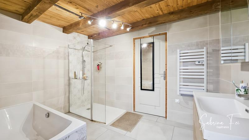 Longère - 193 m² - 7 pièces