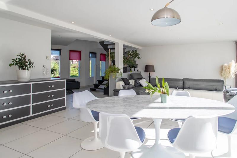 Maison - 144 m² - 4 pièces