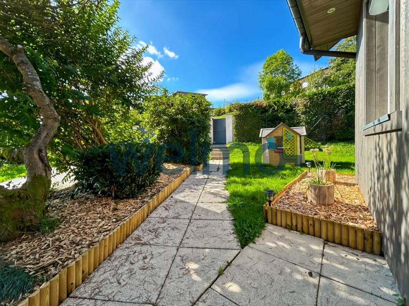 Châlet - 180 m² - 7 pièces