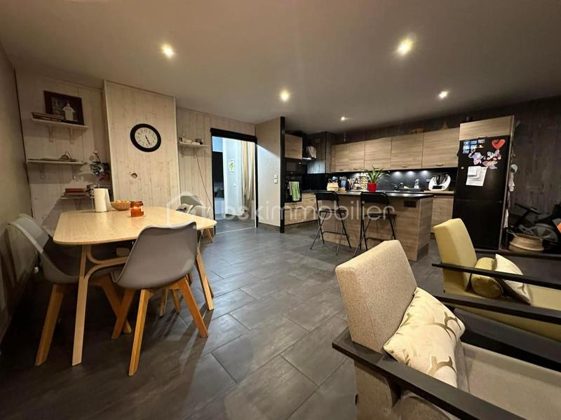 Appartement - 81 m² - 4 pièces