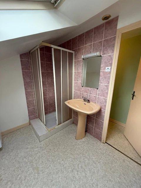 Immeuble - 215 m² - 12 pièces