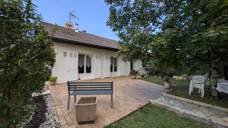 Maison - 140 m² - 6 pièces