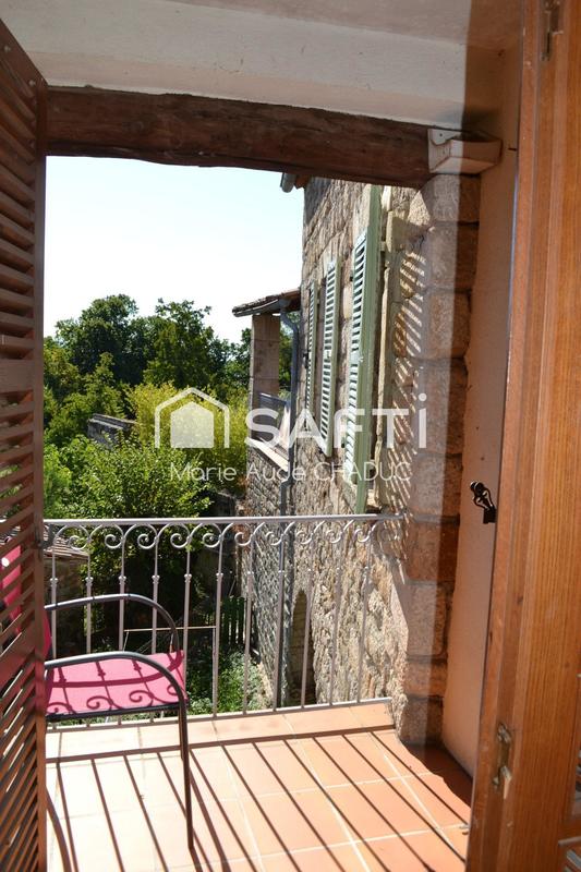 Maison - 292 m² - 9 pièces