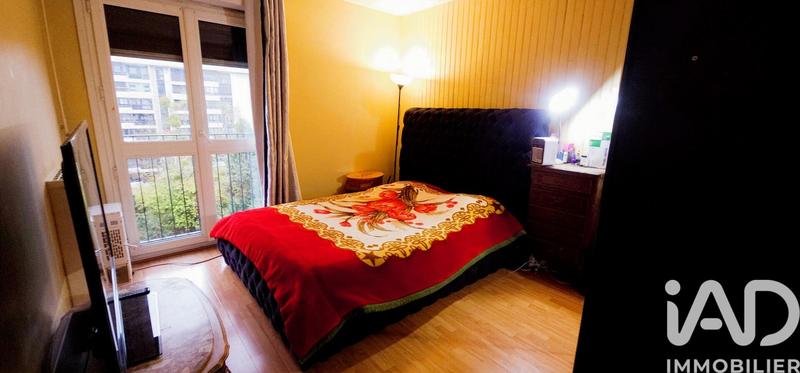 Appartement - 100 m² - 5 pièces