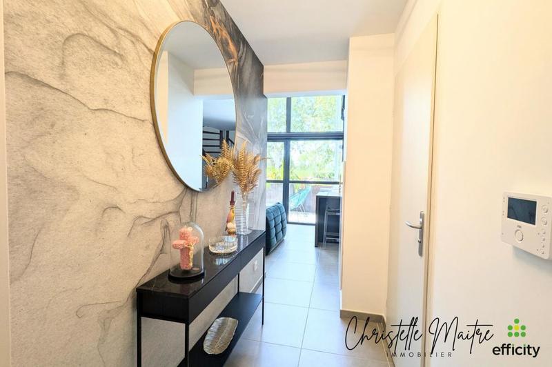 Appartement - 81 m² - 4 pièces