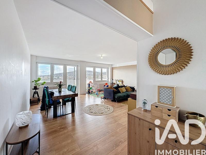 Appartement - 100 m² - 5 pièces