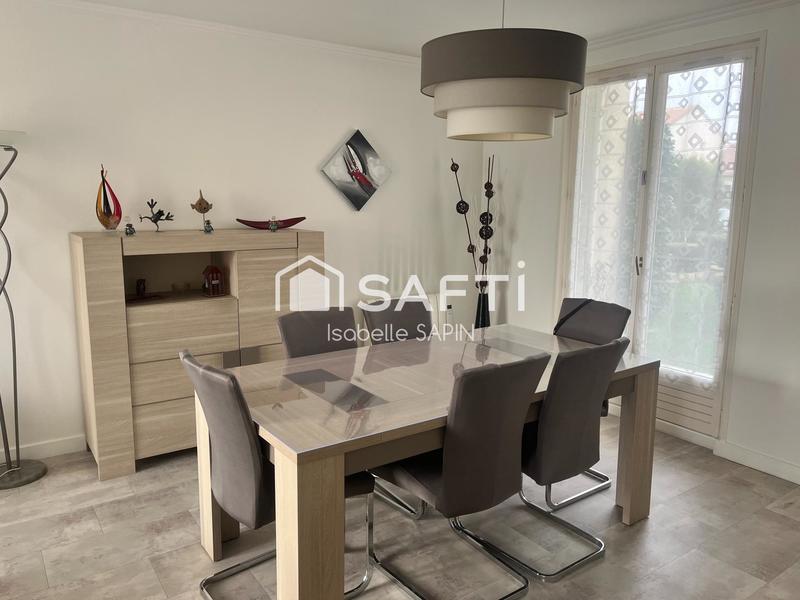 Maison - 90 m² - 4 pièces