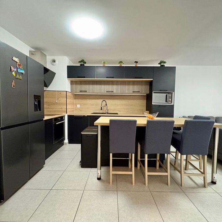 Appartement - 79 m² - 4 pièces