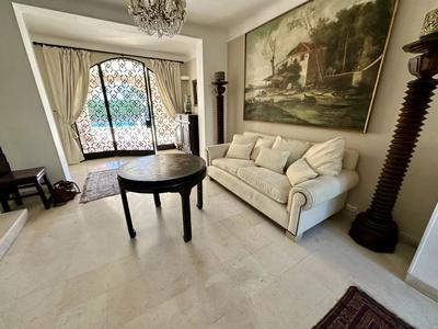 Maison de ville - 240 m²