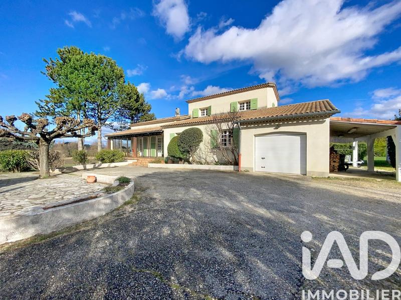 Maison - 140 m² - 6 pièces