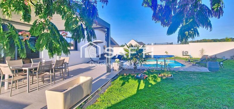 Maison - 180 m² - 7 pièces