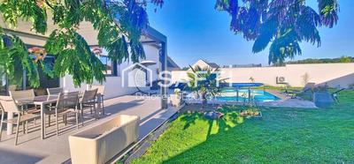 Maison - 180 m² - 7 pièces