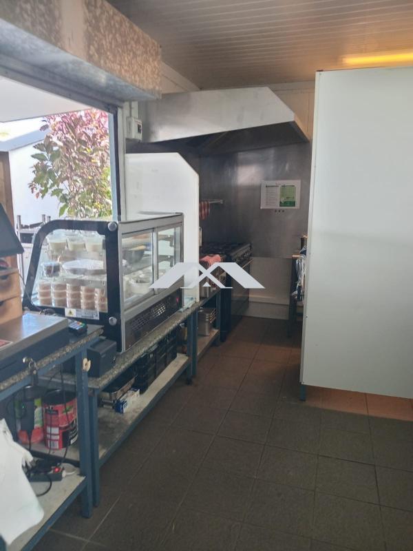 Fonds de commerce - 200 m²