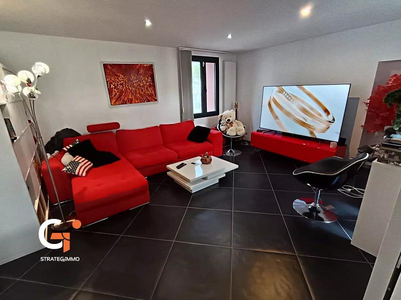 Maison - 195 m² - 8 pièces