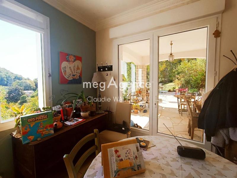 Maison - 107 m² - 6 pièces