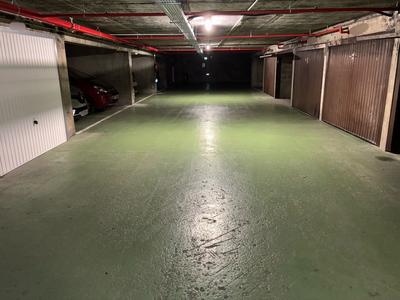 Parking / Garage - 14 m²