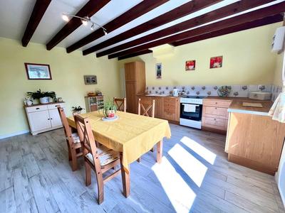 Maison - 88 m² - 4 pièces