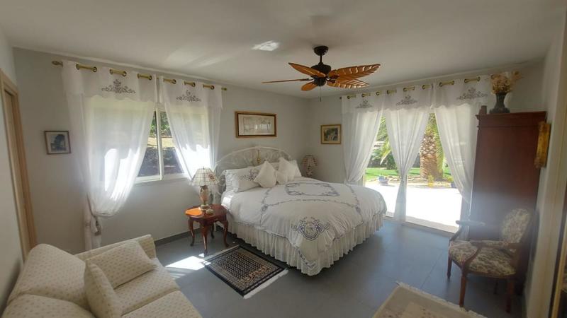 Propriété - 190 m² - 6 pièces