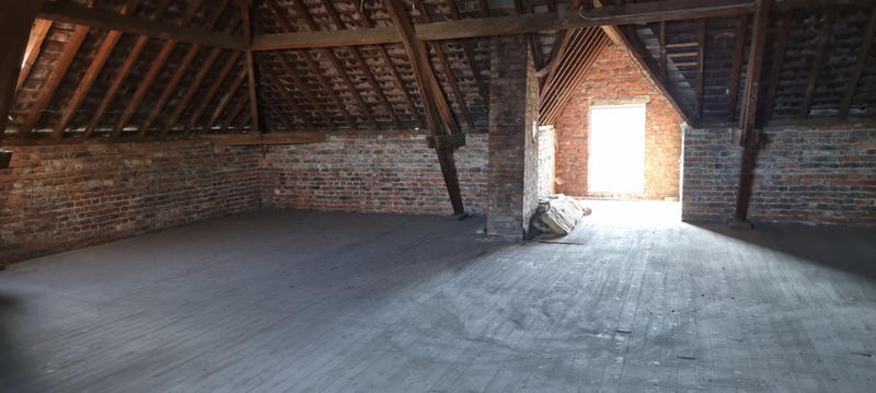 Maison - 205 m² - 8 pièces