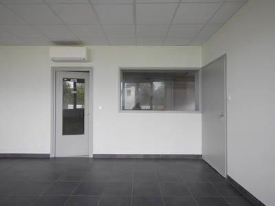 Local d'activités - 490 m²