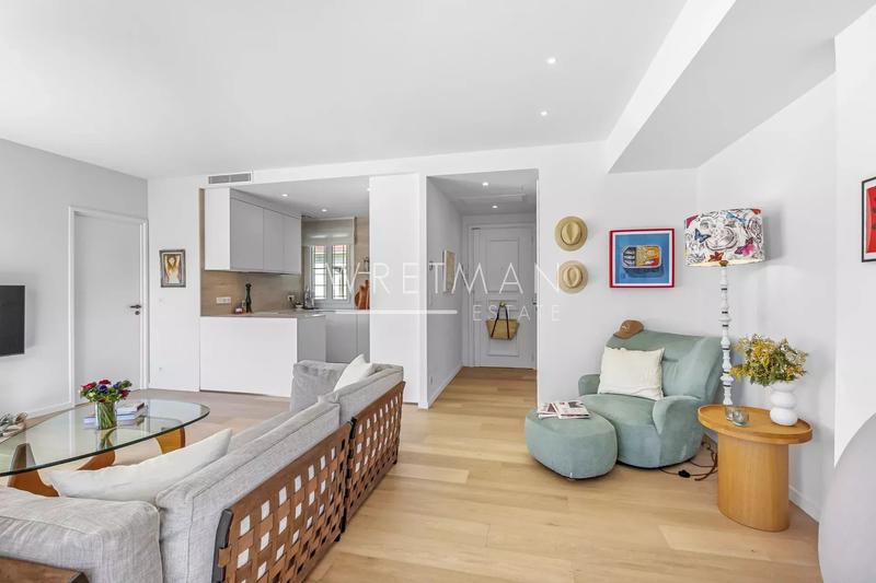 Appartement - 75 m² - 3 pièces