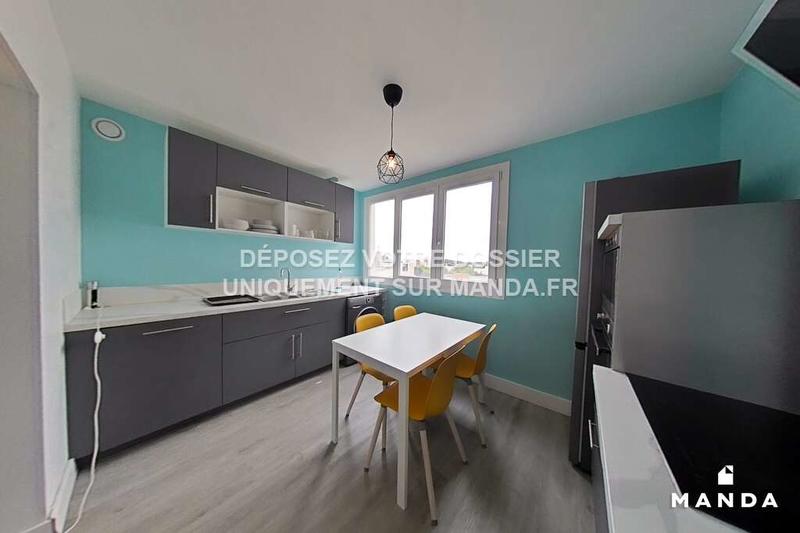 Chambre - 9 m² - 4 pièces