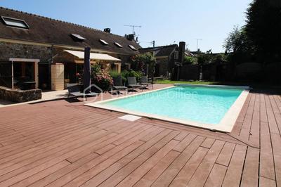 Maison en pierre - 225 m² - 6 pièces