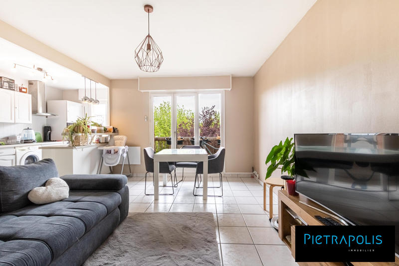 Appartement - 64 m² - 3 pièces