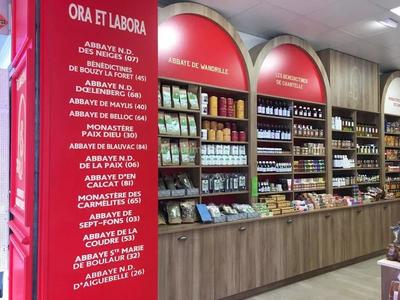 Magasins - 150 m² - 2 pièces