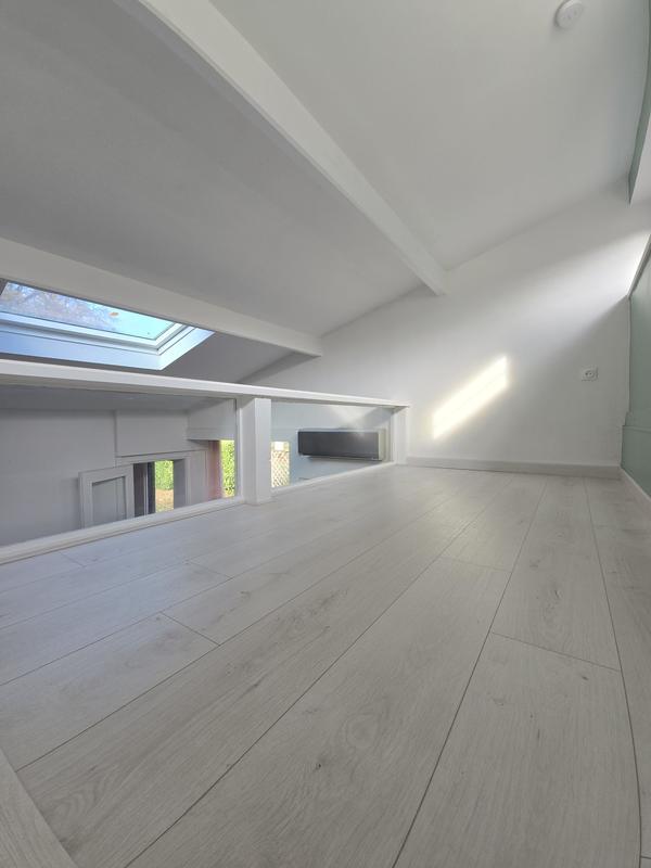 Maison - 94 m² - 5 pièces