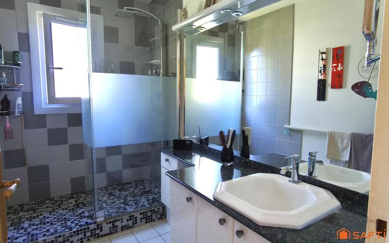 Villa - 210 m² - 7 pièces