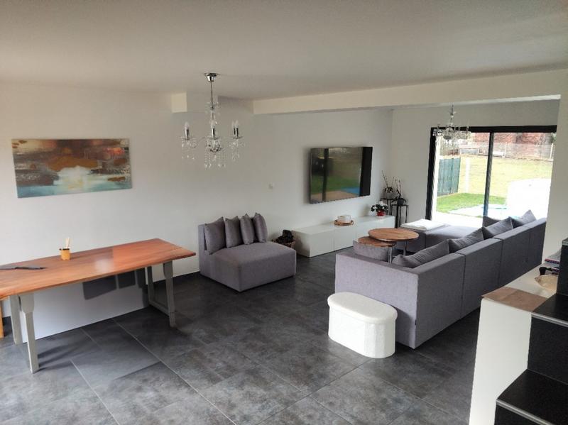 Maison - 140 m² - 5 pièces