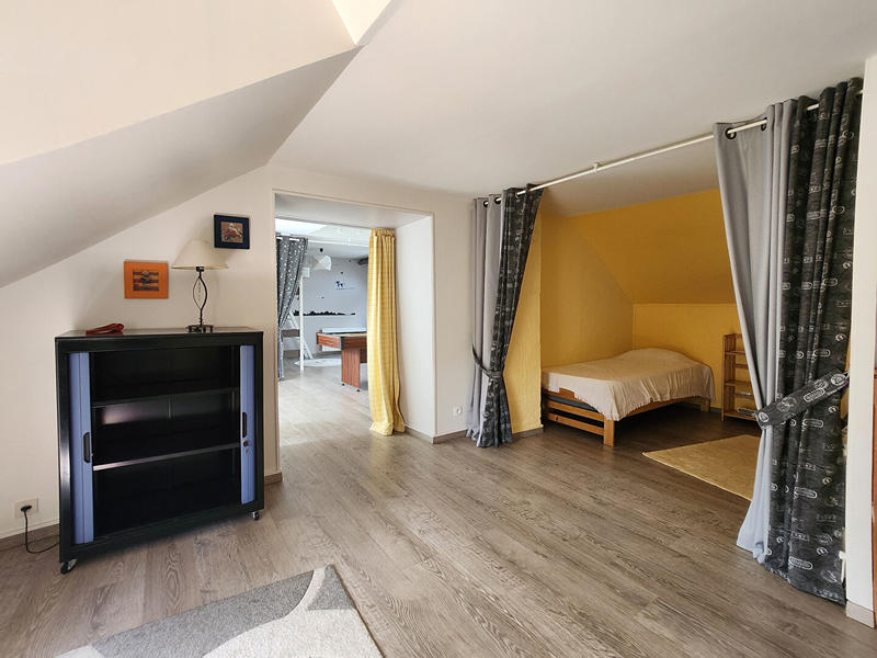 Maison - 162 m² - 6 pièces