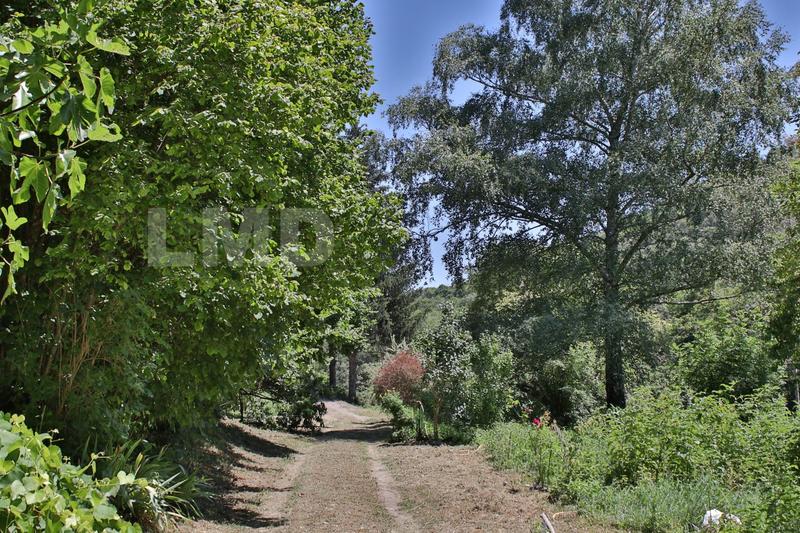 Maison - 437 m² - 17 pièces