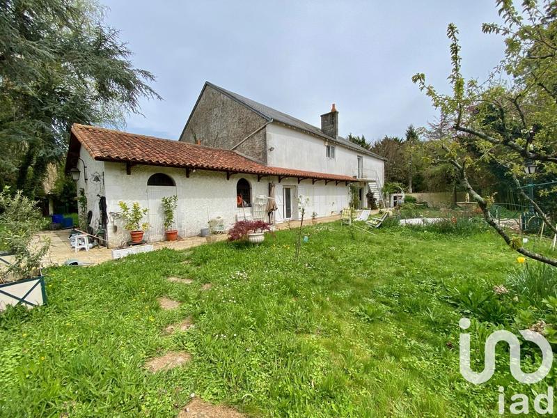 Maison - 315 m² - 13 pièces