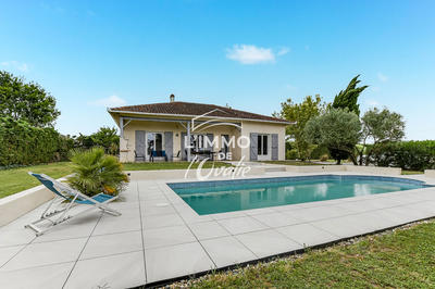 Maison - 105 m² - 4 pièces