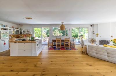 Maison - 260 m² - 5 pièces