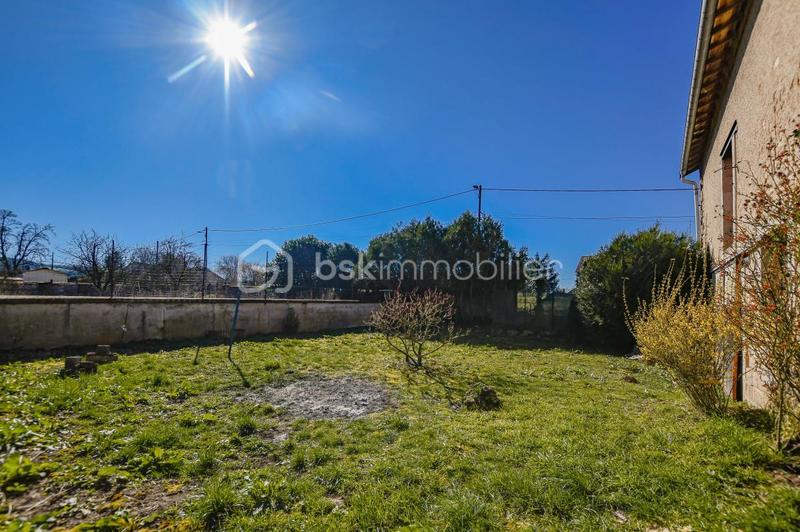 Maison - 203 m² - 6 pièces