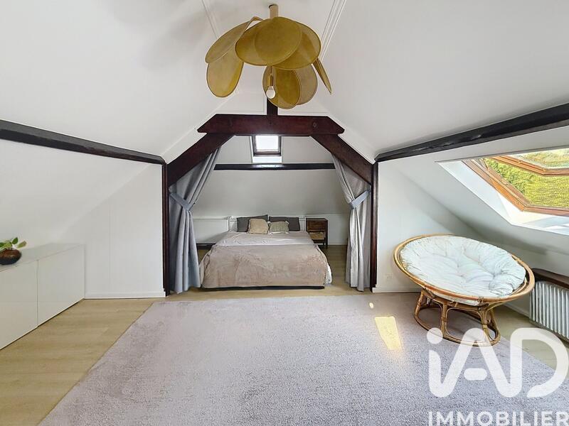 Maison - 105 m² - 5 pièces