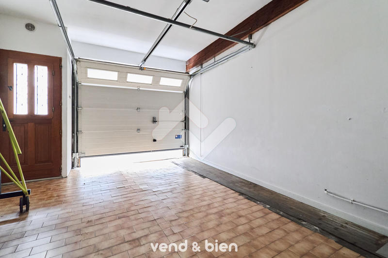 Maison - 102 m² - 4 pièces
